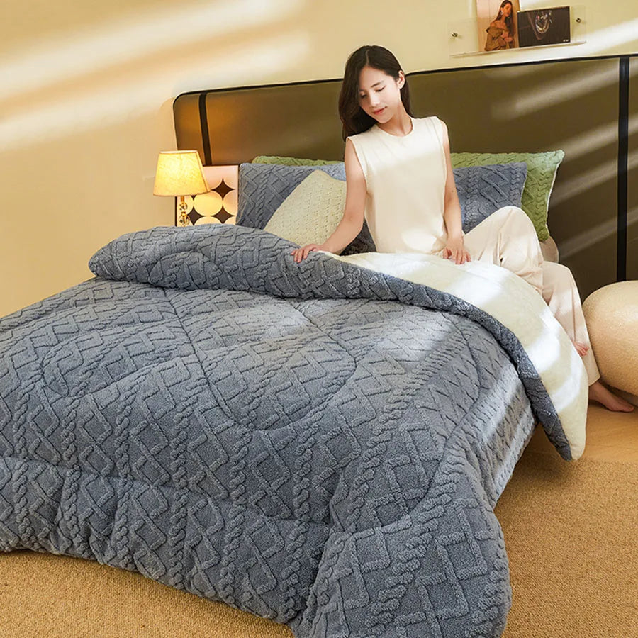 Thick Sherpa-Style Fleece Winter Blanket