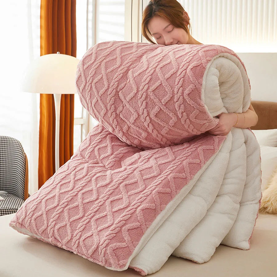 Thick Sherpa-Style Fleece Winter Blanket pink