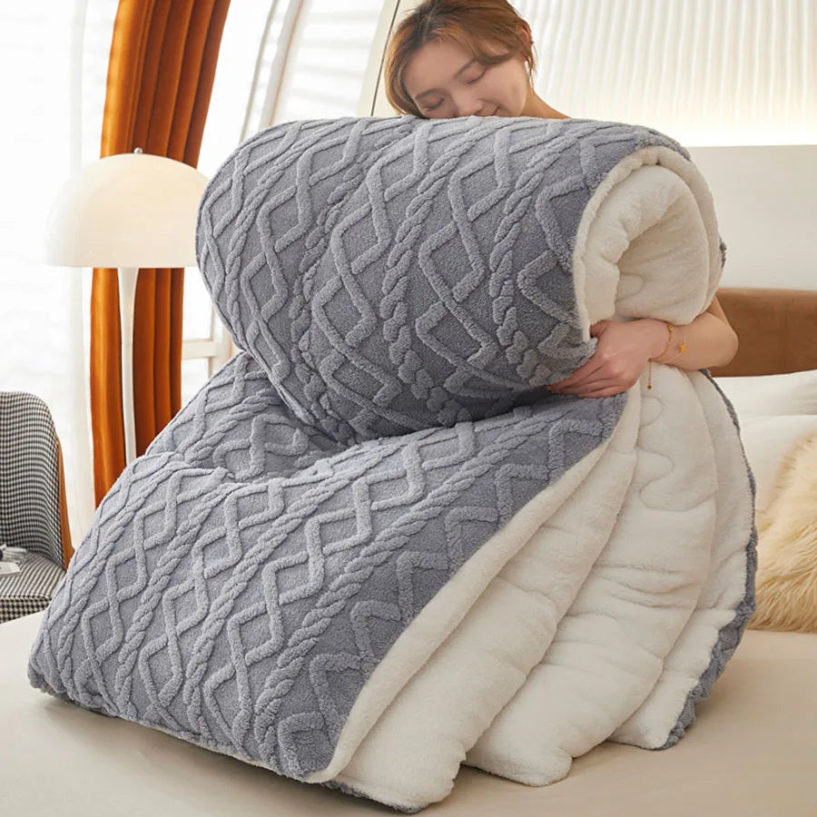 Thick Sherpa-Style Fleece Winter Blanket